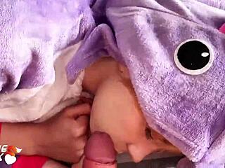 Babe feels intense pleasure from morning blowjob and pussy fuck