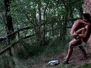 Magia Rosa Derlemesinde Onun Binişine Takıntılıyım!