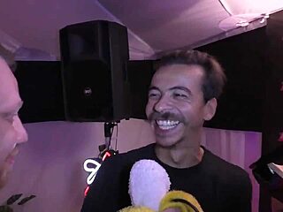 ninguno mariposa suicida story with gay elements and ripped clothes