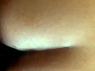 This black babe with a fat ass is squirting and getting creampied! 😍