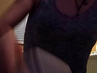 i'm masturbating with toys, redhead solo fun... oops, forgot the lube