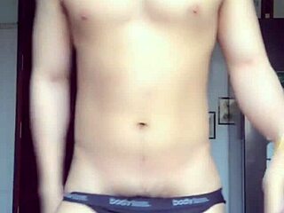 I’m so moved by this intense gay Việt Blued connection.