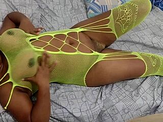 Preta enjoys massage and blowjob before anal cum on ass