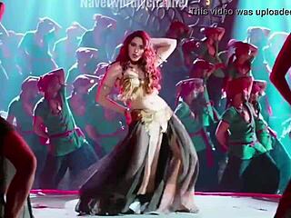 Tamanna Shakes Gorgeous Deep Navel in Sexy Swing Zara.