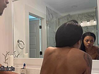 Naredim, da bratranec pride dvakrat s sočnim pihanjem in stokanjem