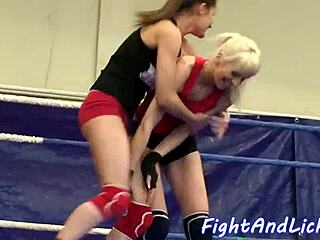 Lesbian Babe Receives Oral Pleasure And Fingering