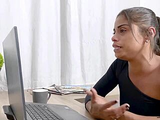 Employee eats hot secretary after saving from warning with angel dinizz and teddy caralhao.