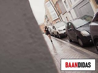 valeria valois is such a horny puta, look how wet she is 😈💦