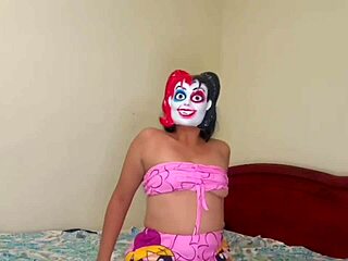 a solas se toca y desea ser penetrada muy duro por ese coño y ese culo madrastra provoca con un video porno sexo real casero amateurs