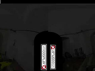 In this BATGIRL cosplay, the BAT SLUT wants to FUCK you SILLY while wearing VR GOGGLES, POV blowjob action