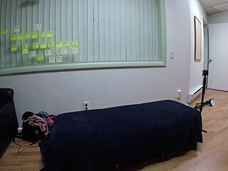 Gigi Breeze Does Sexy Casting Interview in Left 4 Style