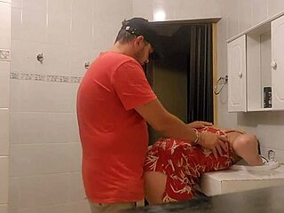 Wtf Caught My Wife Cheating With The Neighbor At The Barbeque