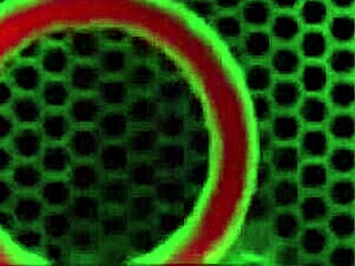 Ponytailed cougar Sara Jay vibes her clit fast