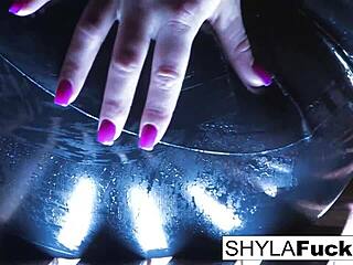 Shyla Stylez Fetish Smoking Solo