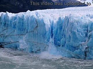 Rosyjska amatorska laska Nikki Riddle rucha potwora z Victorem Bloom w hotelu