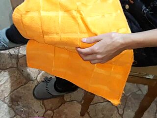 بتي الخاضعة بتحب رجلي تجنني! 😍