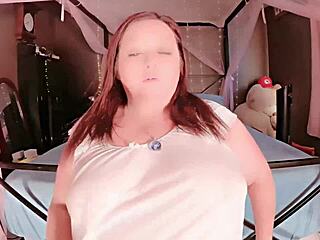 watch this bbw milf get creamy with a vibrator up close, plus a facial teaser! 🔥