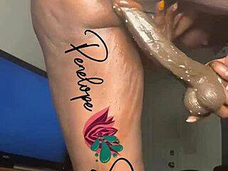 Ebony solo masturbation leads to intense squirting.