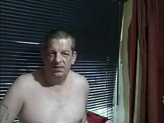 Window masturbation, oh what a shy solo show!