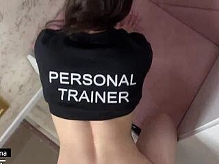 Yani, bu fitness koçunu spor salonundan alıp evde sert becerdim.