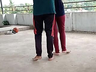 How did I seduce neighbor's beautiful wife on rooftop for painful xxx bhabhi sex?