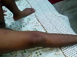 Pampaがビッグブラックインディアンおっぱいをカジュアルにチェック