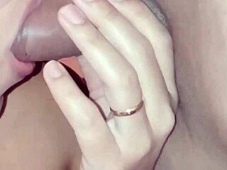 Wife Swallows Huge Cumshot in Mouthful Facial Cum Swapping