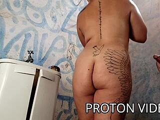 Having a shower with the hotwife