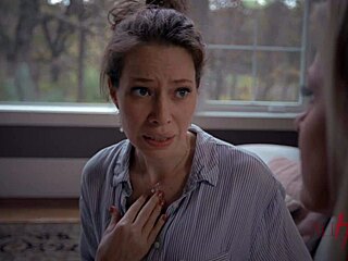 jane seduces milf brunette to scissoring orgasm 😍