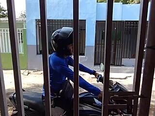 esposa infiel paga alquiler con polla grande