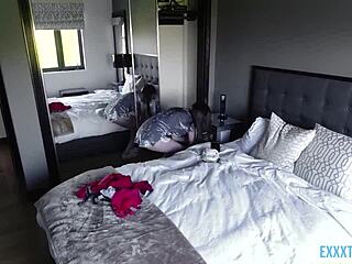 Reality show with Luna Daniels and Jay Smooth: Big ass, big boobs, and more!