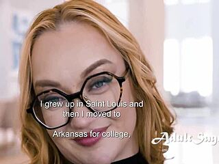 Intiimi casting Ginger Emma Magnolian isoilla tisseillä