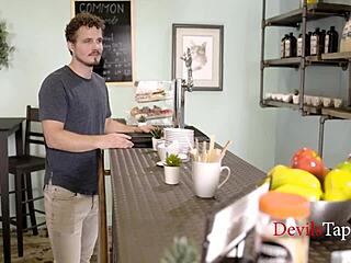 Payton Preslee Craves Guys Despite Lesbian Days!