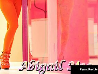 Penny Pax Sucks and Fingers Pussy in Hot Lesbian Kissing Scene