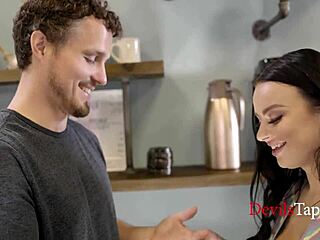 Payton Preslee Craves Guys Despite Lesbian Days!