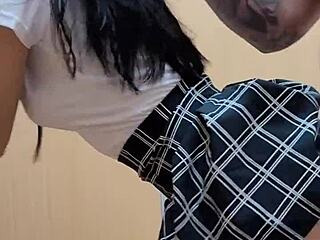 Hei, m-am combinat cu profa ca să-mi ridic notele, știi cum e