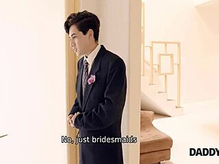 Zralý chlap ukáže sladké nevěstě opravdový sex před svatbou 😏