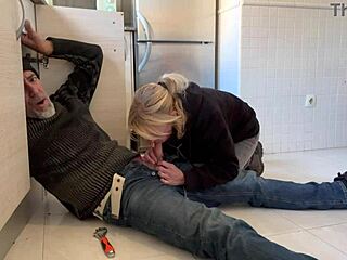 omg, hot wife sucks plumber in kitchen till cum fills her mouth... insane! 😍