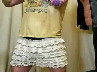 sexy dancefloor workout turns into hardcore gay action