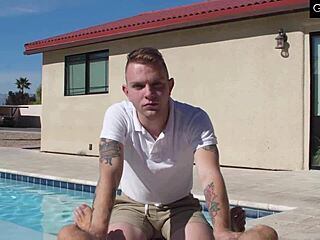 trent rails poolboy's asshole in summer sun 😎