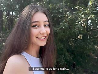 Hé, hogyan tévedt el ez a szajha és hogyan dugták meg a vadonban?