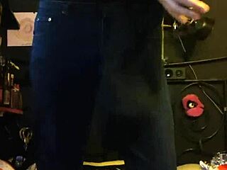 me jerking off solo here