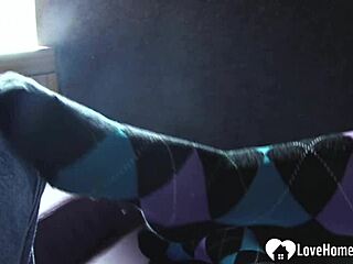 너디 베이비가 터질 때까지 빨아줌