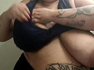 BBW Mary Jhuana viser seg i gymbadet 😜