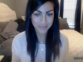 Briana Lee Performs Solo Masturbation On Webcam Show