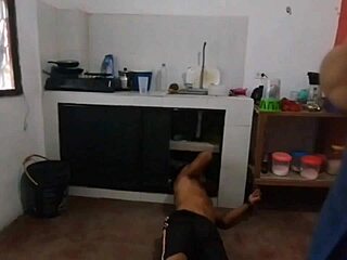 la vecina’s amazing ass becomes my 2023 christmas gift while husband works