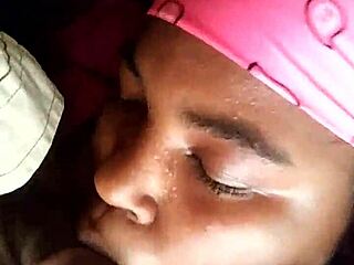 ビッグガールがモンスターコックをチンポ吸い