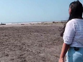 want to see this sexy latina cum on the beach?