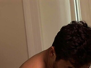 핫한 남자들 갱뱅 오르가즘 빨고 박음