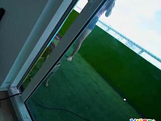 gledam lola leda jebano na porn avdiciji z velikim kurcem in pičkanjem